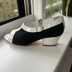 Brand New Manolos - Elegant Black and White Women's Heels
